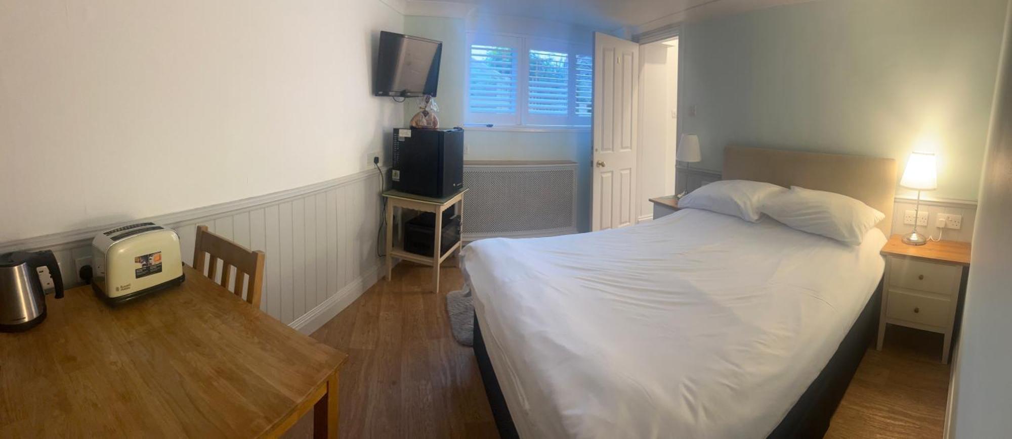 Addison B&B Guildford Zewnętrze zdjęcie