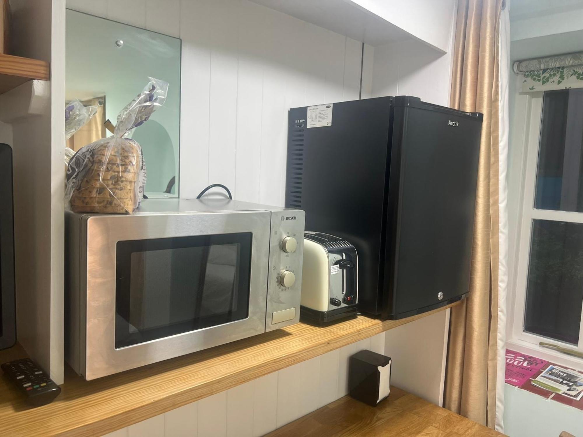 Addison B&B Guildford Zewnętrze zdjęcie